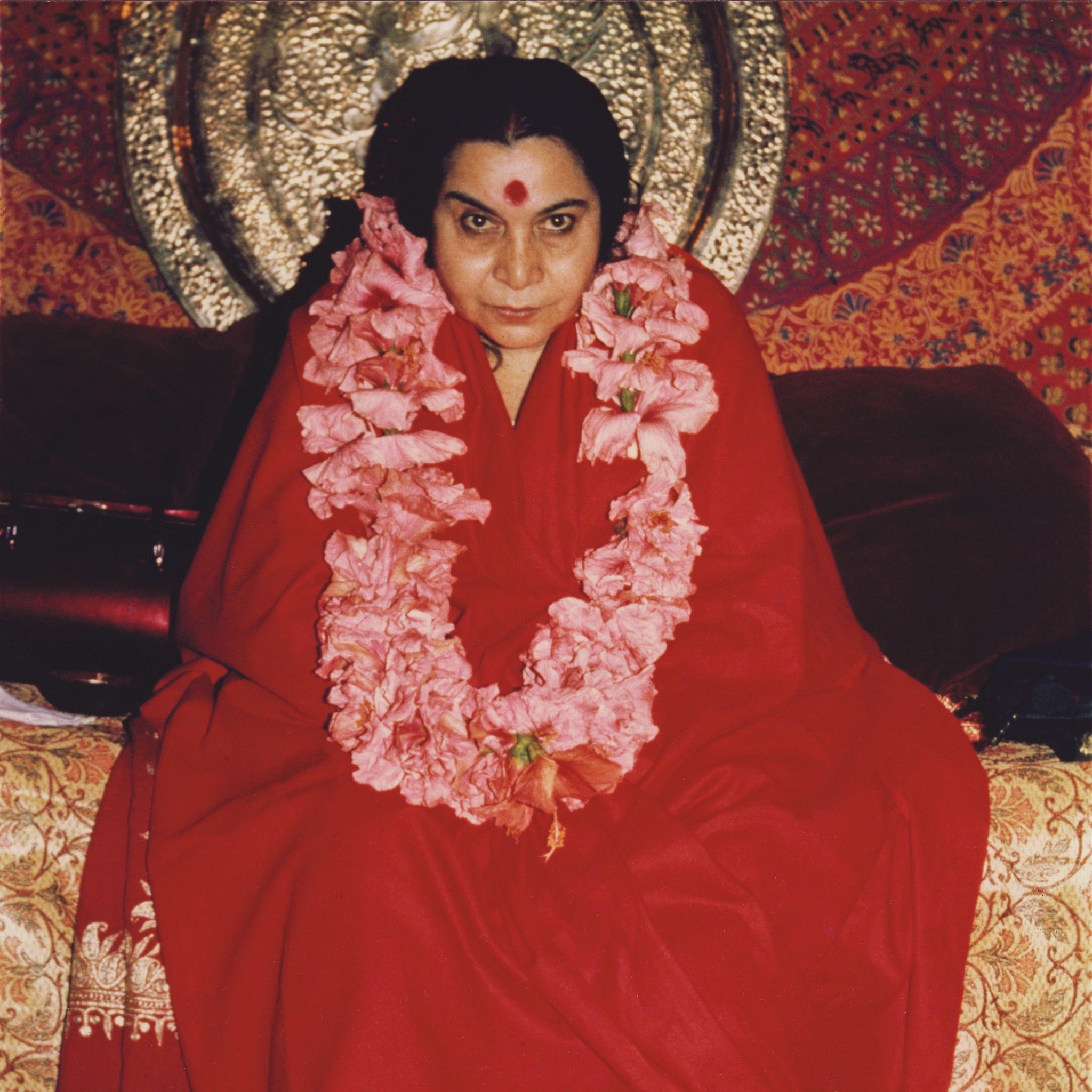 Beware of murmuring souls”. – SAHAJAYOGA-A-MAHAYOGA, image size:2048x2048
